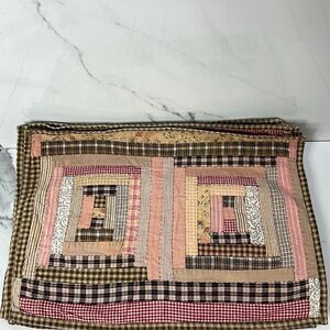 LOG CABIN Quilted Placemats